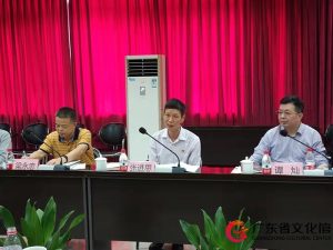 土右旗文化馆开展非遗进校园活动，传统文化在青少年中生根发芽