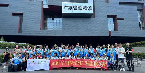 土右旗文化馆开展非遗进校园活动,传统文化在青少年中生根发芽 土右旗文化馆开展非遗进校园活动,传统文化在青少年中生根发芽