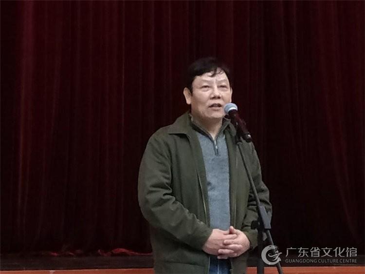 土右旗文化馆摄影培训班开班，用镜头记录美好生活
