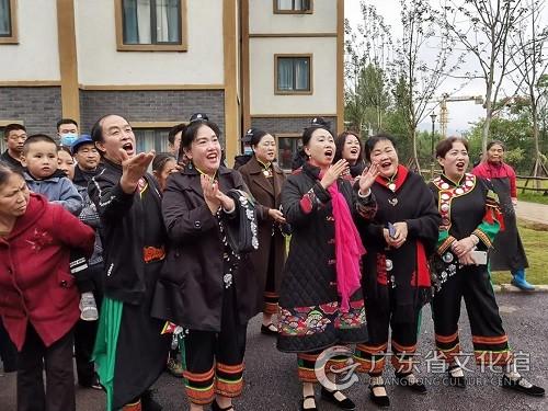 土右旗传统手工技艺展:让老手艺绽放新光彩 土右旗传统手工技艺展:让老手艺绽放新光彩